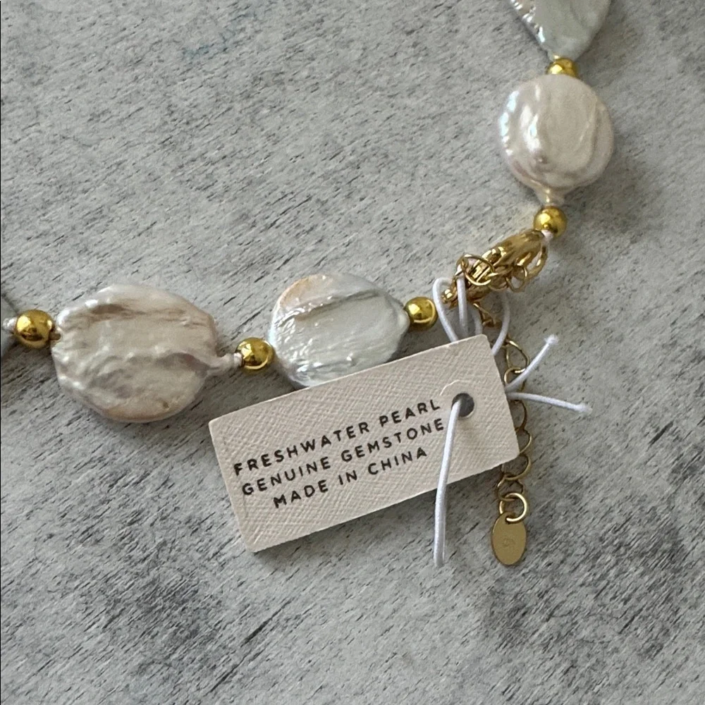 Iris & Lily Elegant Gold and White Freshwater Pearls Necklace 17" lg + 2 in extn - Picture 6 of 8